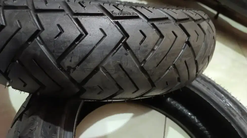 Ban Motor Vespa Zeneos MILANO ring 12