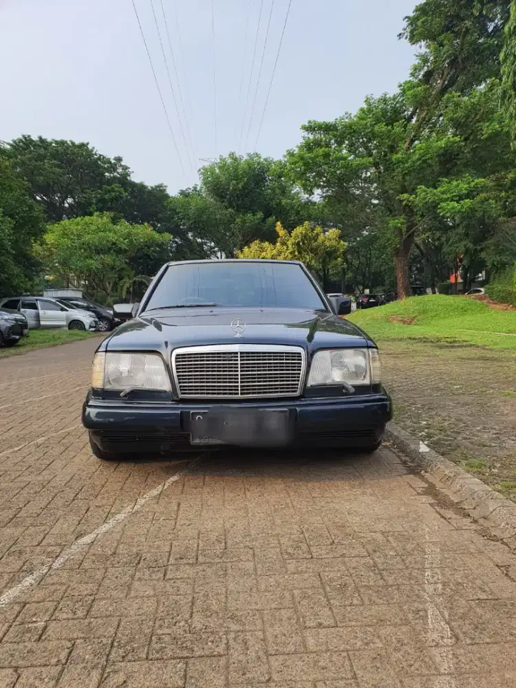 Mercedez E220 Master Piece A/T