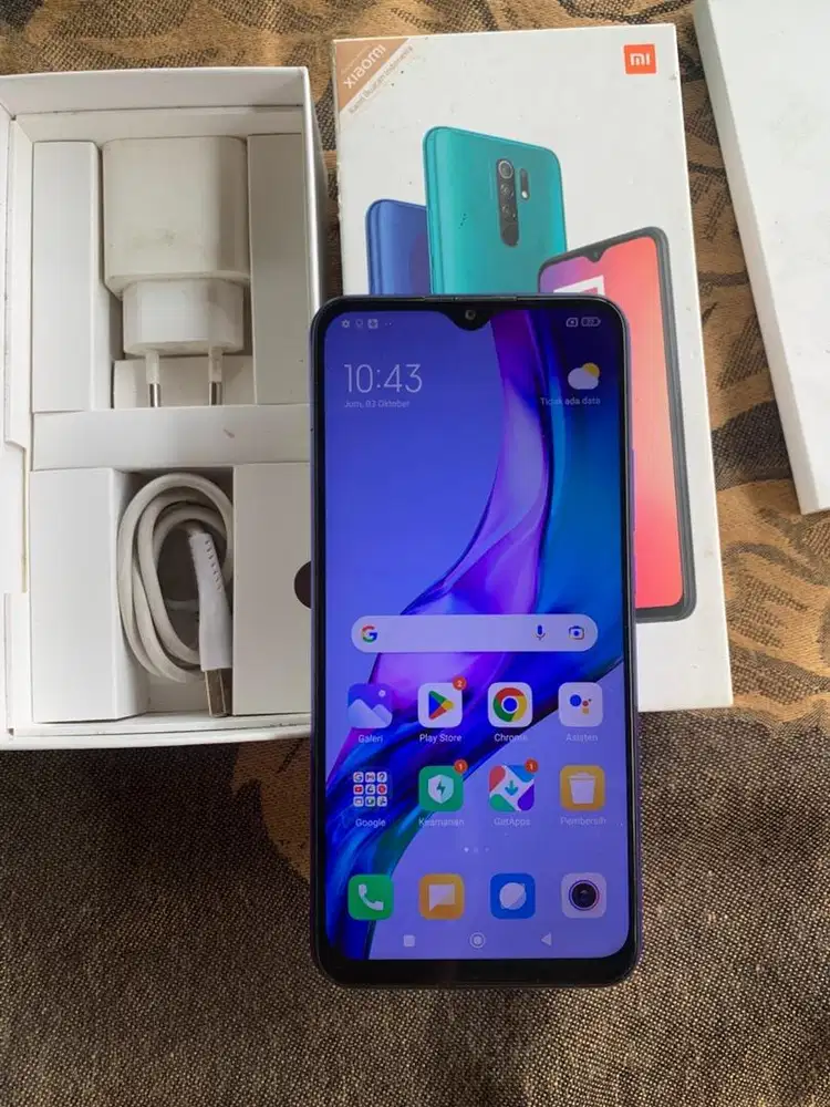 Redmi 9 Ram 4+1/64gb resmi segel orinan gak ada minus