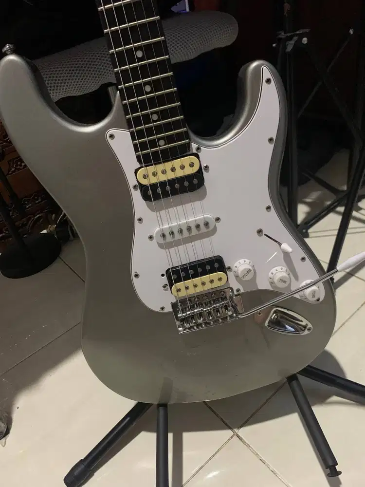 Dijual Gitar Samick Stratocaster Murah