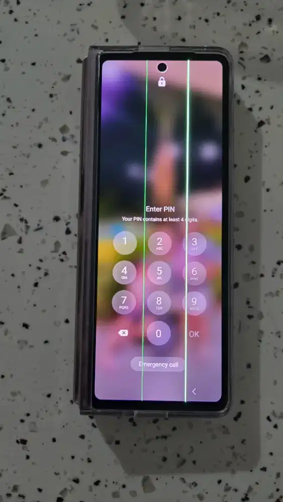 Samsung z fold 2