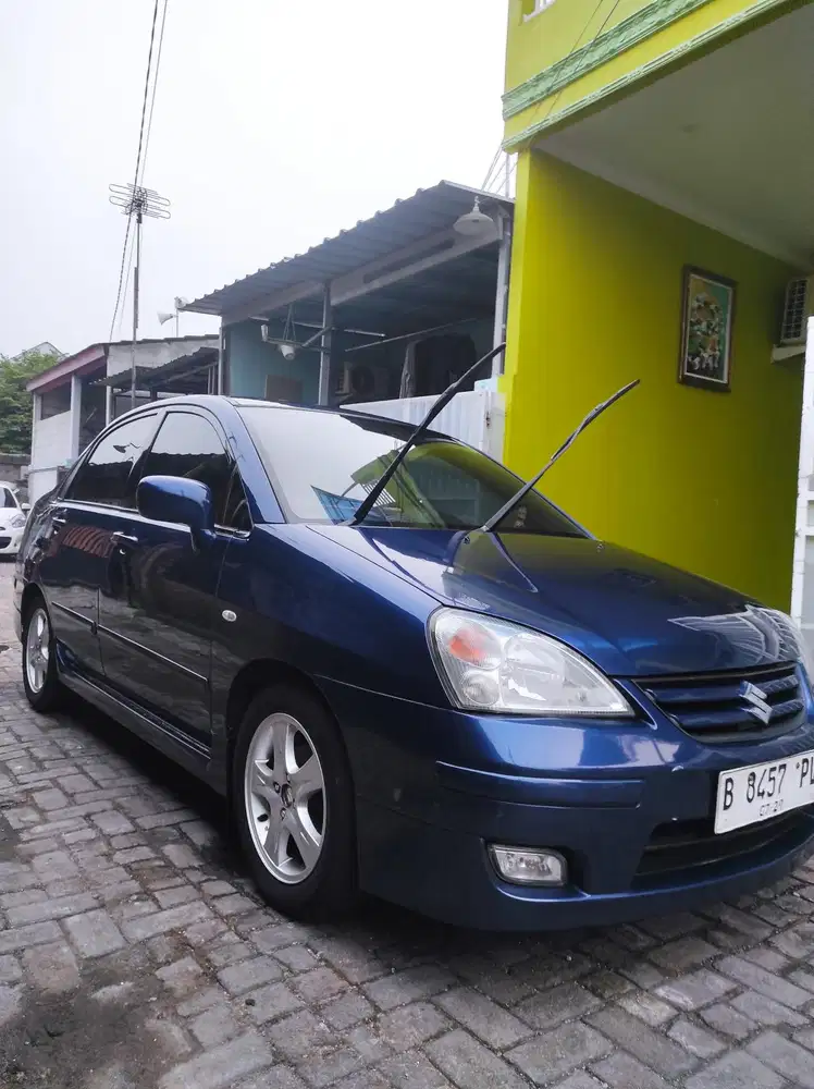 Suzuki Baleno next-G 2004 Bensin