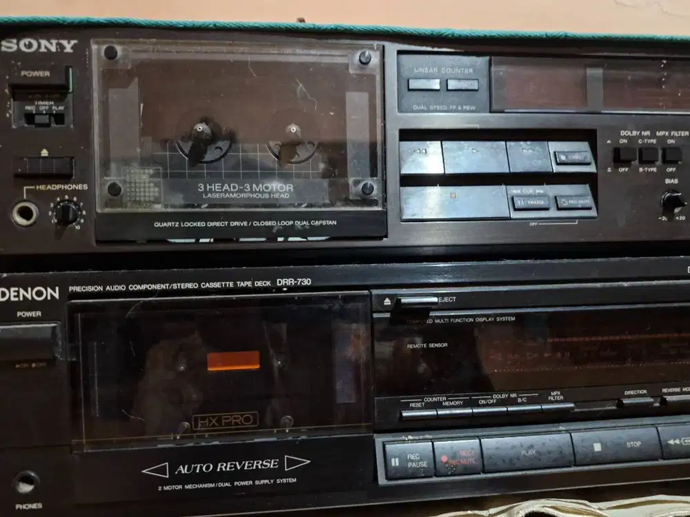 audio tuner dan dvd player antik berbagai merk