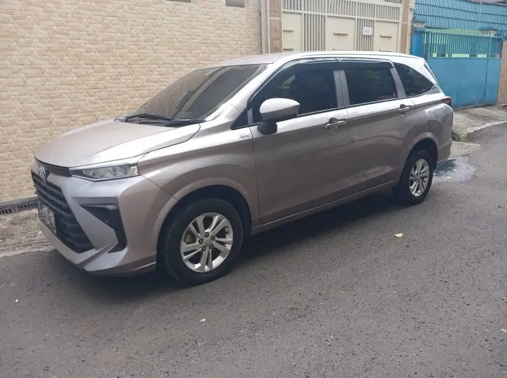toyota avanxa E cvt /metic 2022