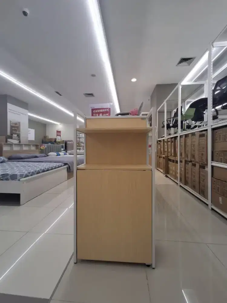 HALMA MULTIPURPOSE TABLE