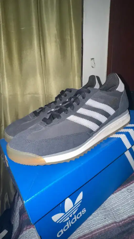 Adidas SL 72  RS