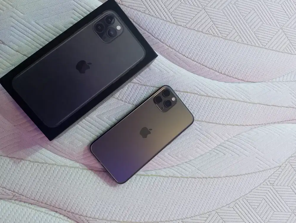 Iphone 11 pro 256gb summer baru