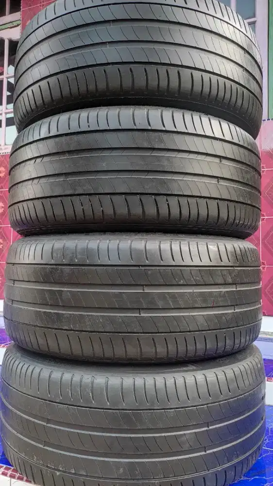 Ban uk. 245/45 R18 Michelin primacy3 ZP (Runflat)