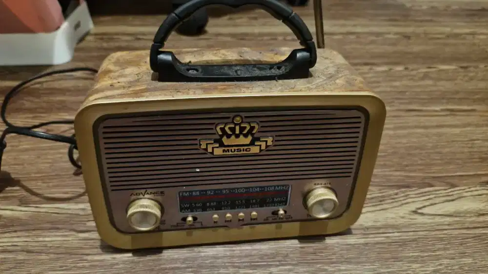 Radio antik USB