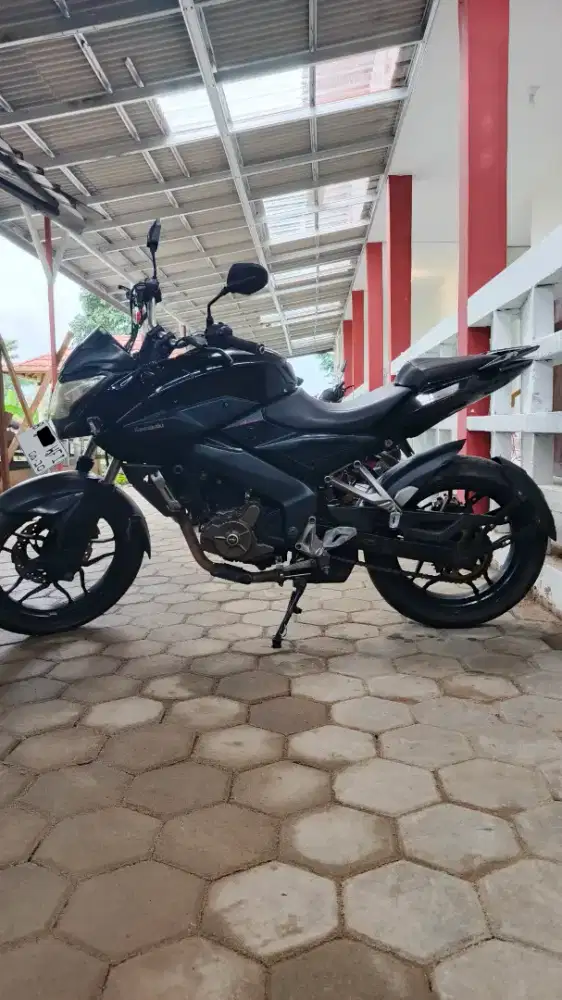 Kawasaki Bajaj Pulsar NS200