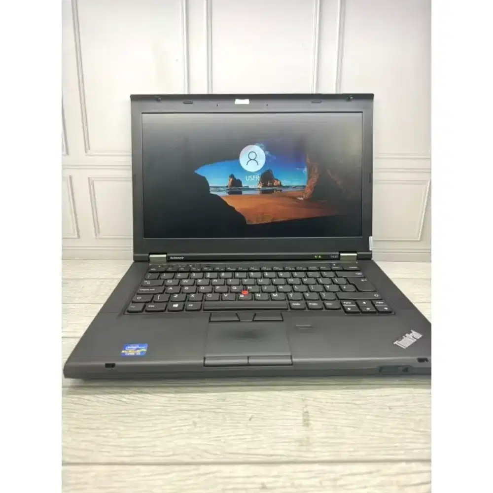Lenovo ThinkPad T430 – Core i7 | RAM 8GB | SSD 256GB