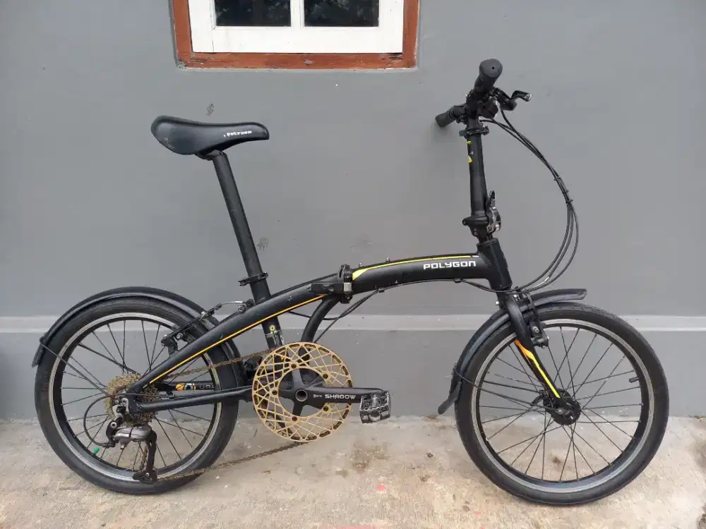 Sepeda lipat Polygon Urbano 2