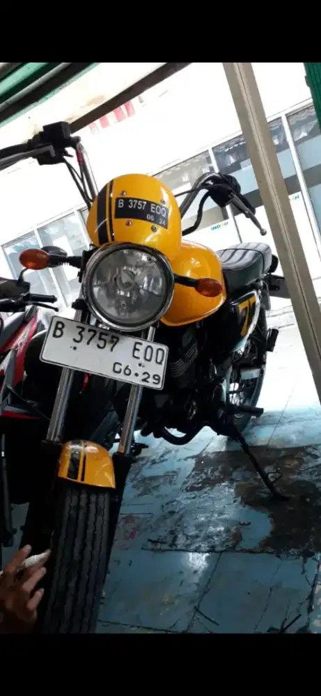 KAWASAKI W175 SE PAJAK & KALENG PANJANG BISA TT