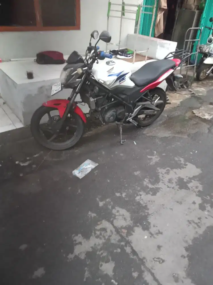 D jual motor Honda CBR