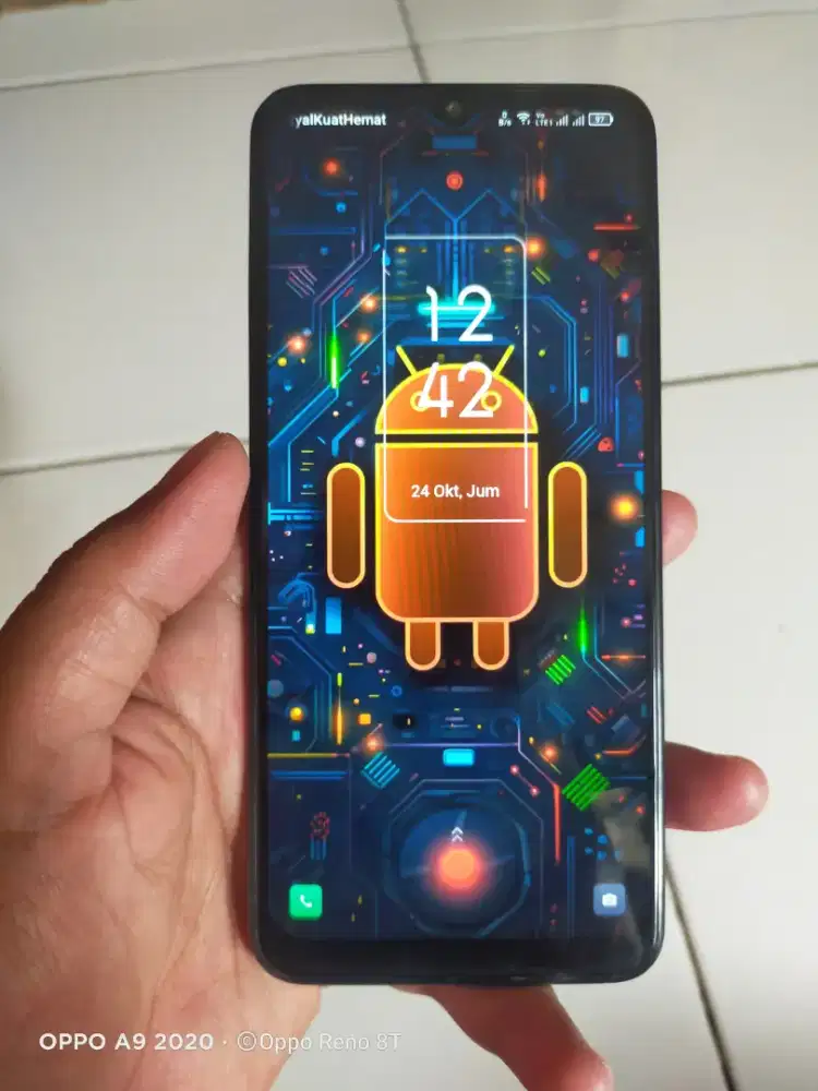 Sharp Aquos V6 Plus Ram 4/64 Hp Aja