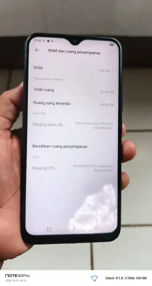 Vivo  y12    3/32  mnus ada noda putih di layar normal smua