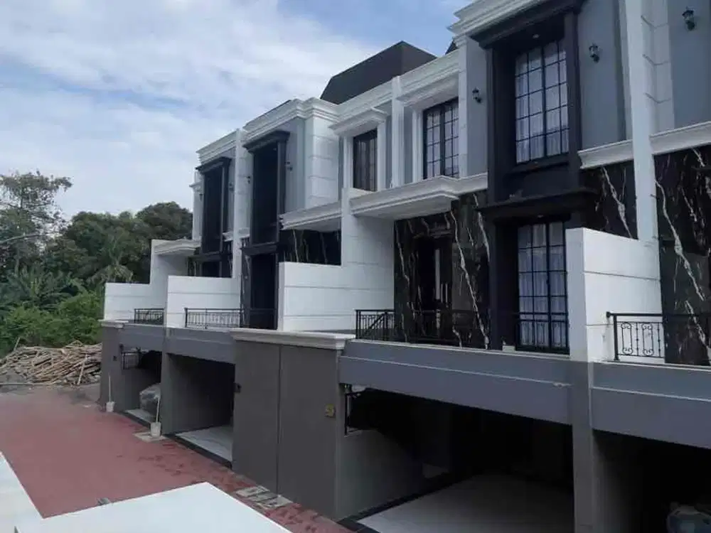 Town House Exlusive di Bambu Apus jakarta timur
