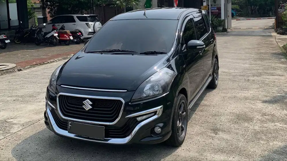 SUZUKI ERTIGA 2016 A/T