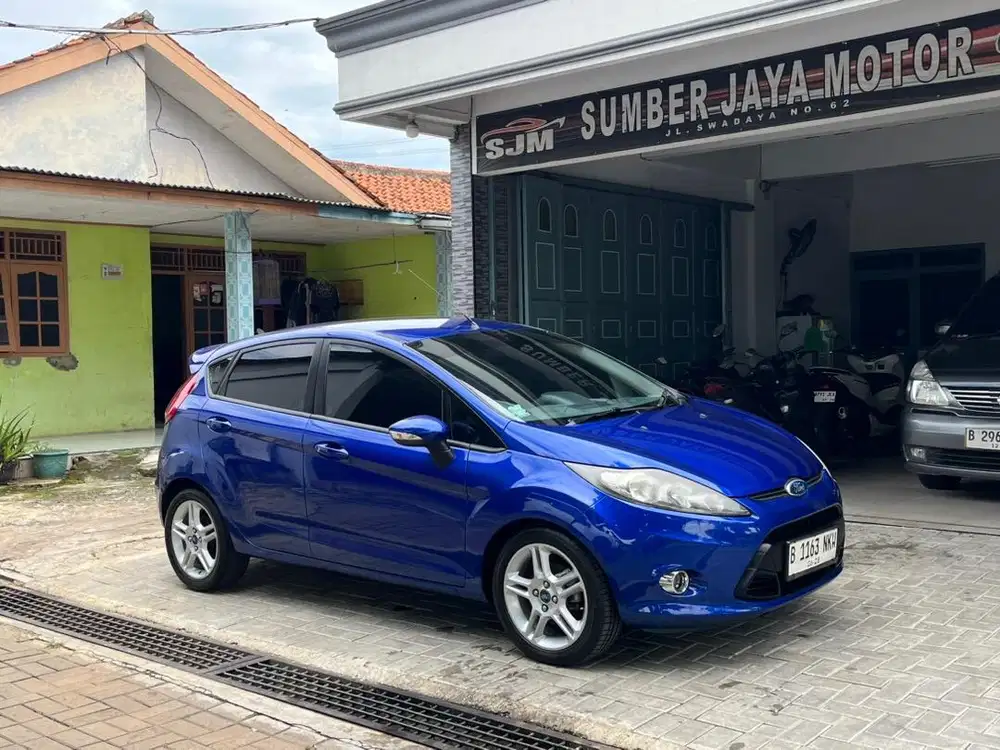 Fiesta 2012 matic siap pakai