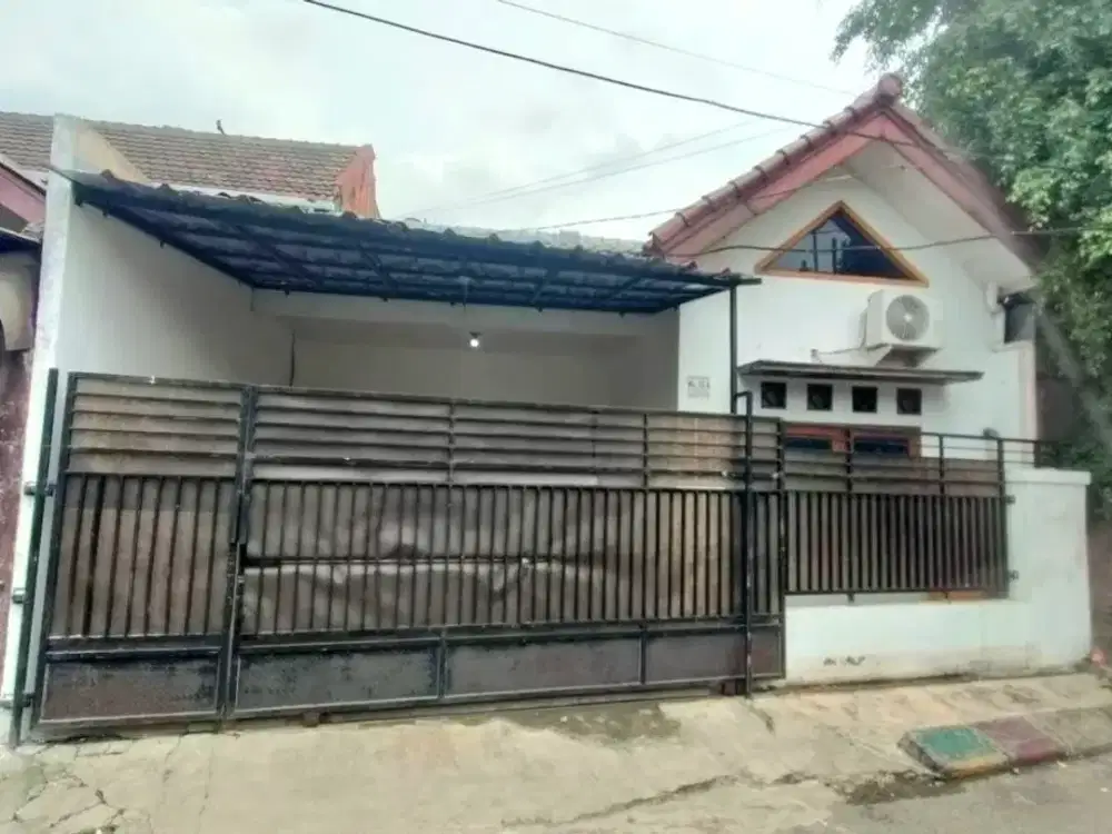 MURAH Rumah 2 Lantai Akses 2 Mobil Klender Duren Sawit Siap Huni
