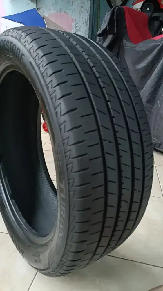 Jual cepat ban bekas velos R17 2PCS
