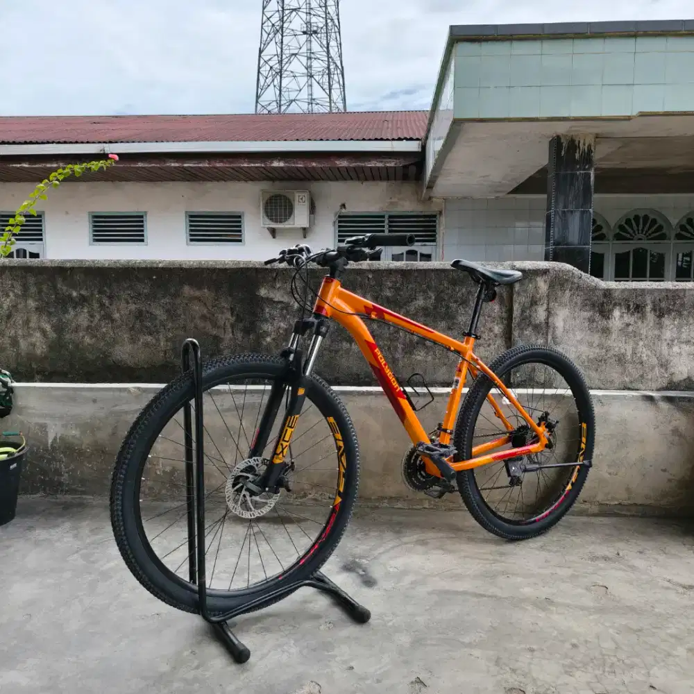 Dijual sepeda Polygon Cascade 2 Kondisi Like New