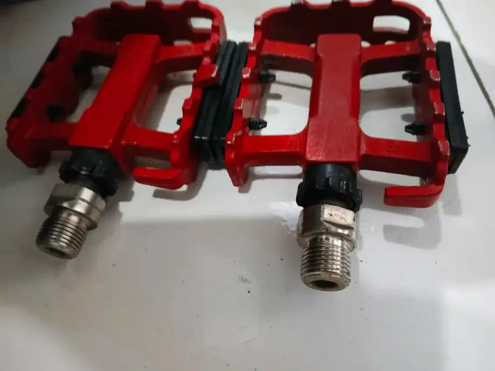 Pedal mtb alloy pacific . NOS. 90%