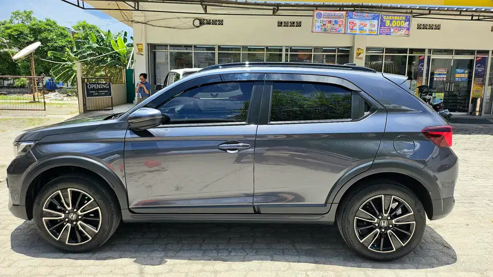 Honda WR-V RS NO SENSING JUNI 2023 LOW KM 17RB VERY VERY LIKE NEW