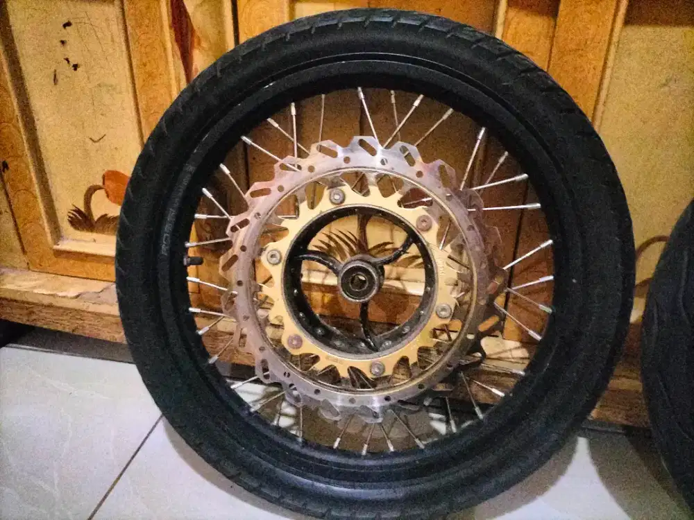 Pelk rosi ring 17 bekas RX. King