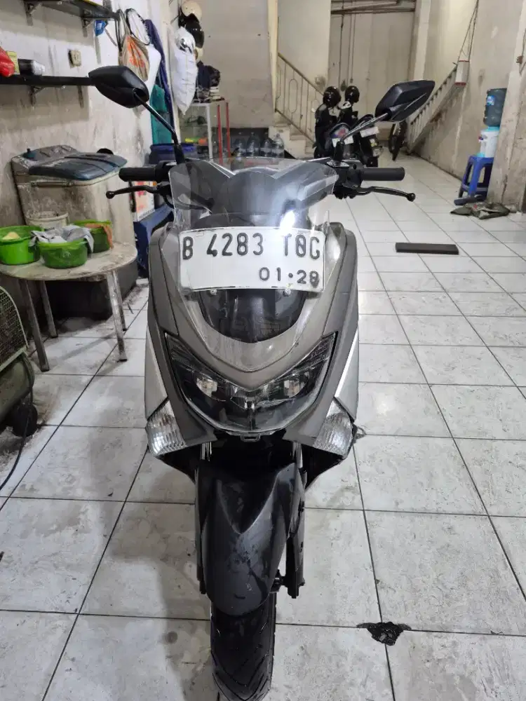 Yamaha Nmax 155 Tahun 2017 Warna Abu abu