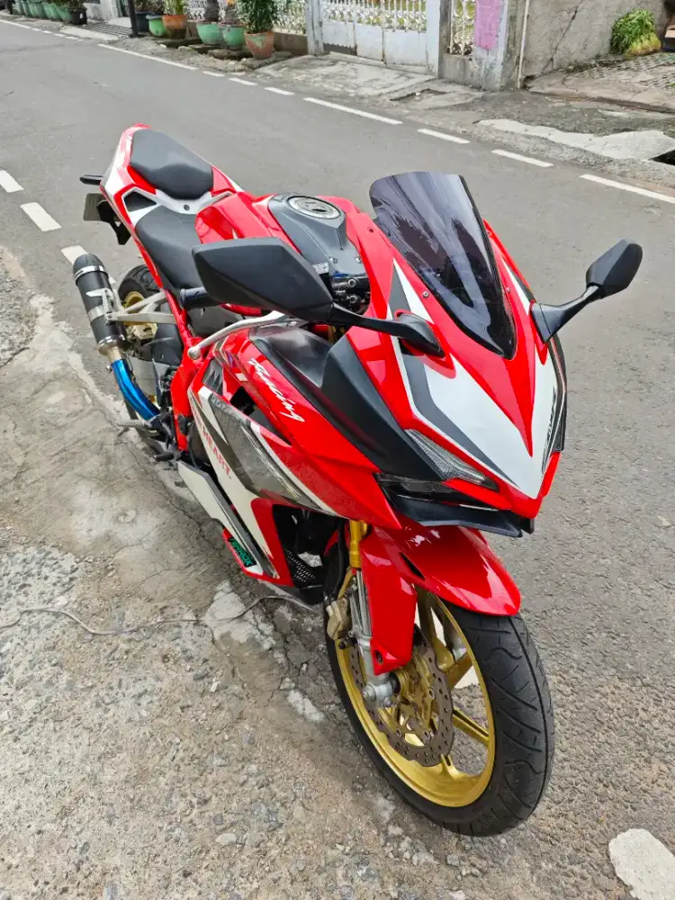 Honda CBR 250 RR tahun 2016