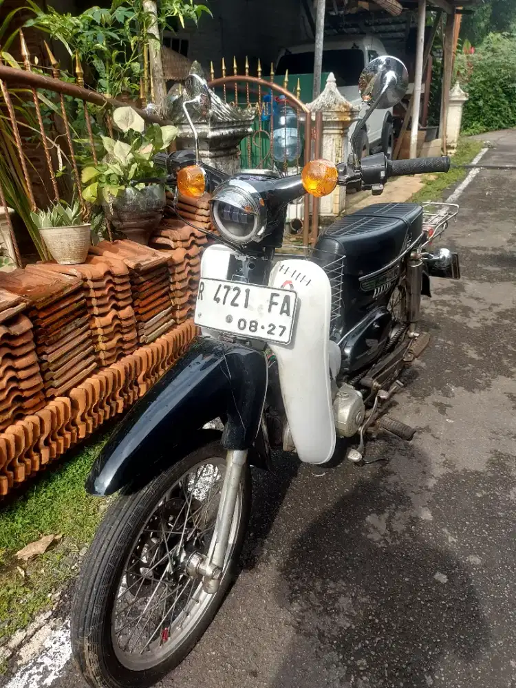 Honda astrea classic