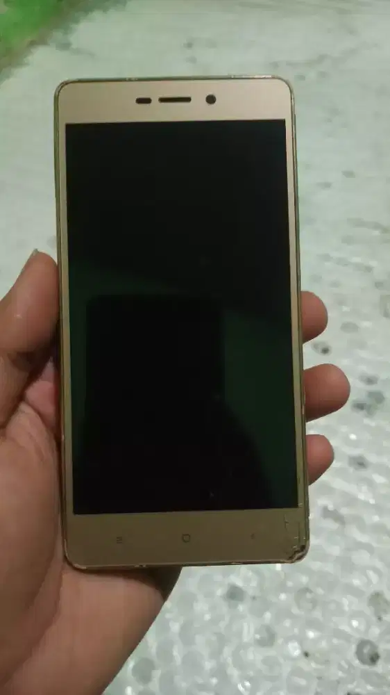 Xiaomi redmi 3s 4G 2/16 layar 5 inchi matot
