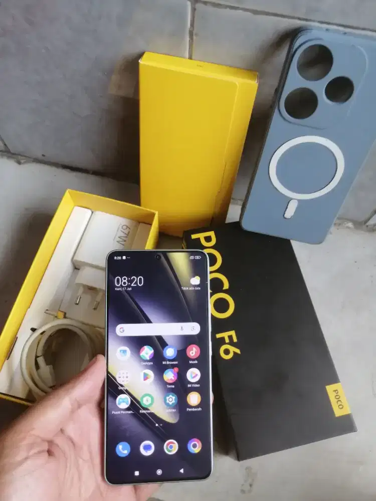 Xiaomi Poco F6 5G ram 12/512gb fullset