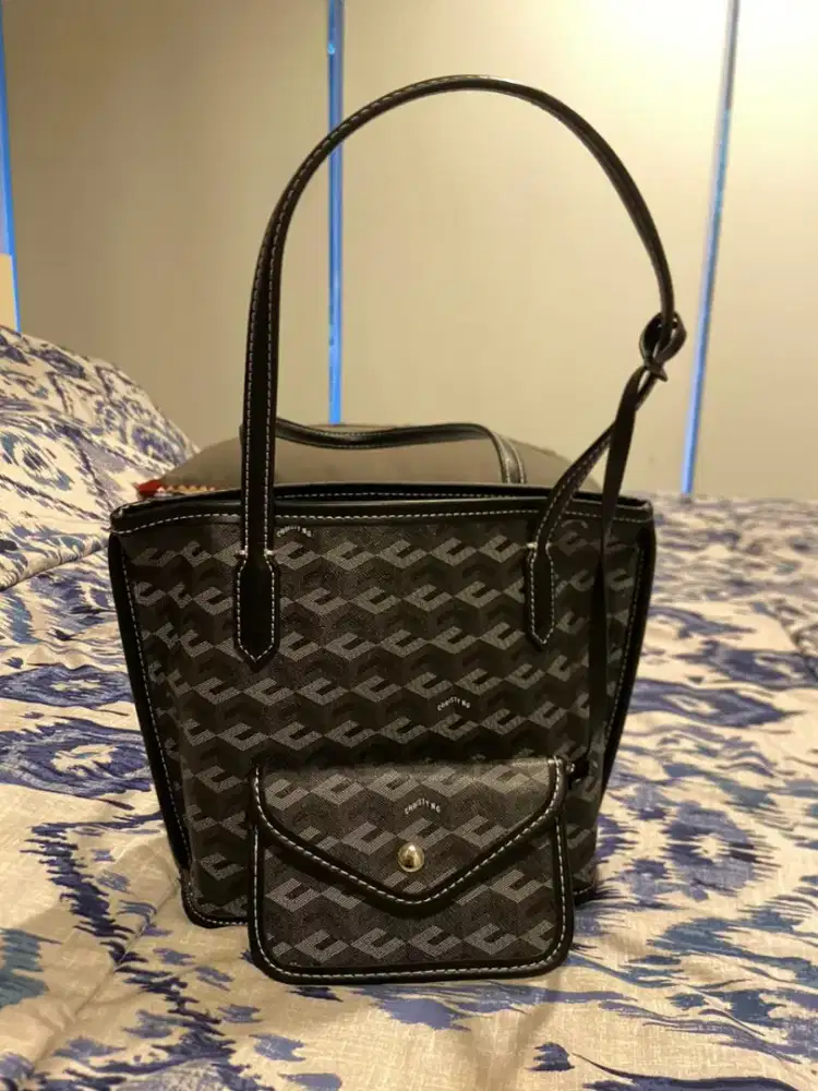 TAS WANITA warna hitam