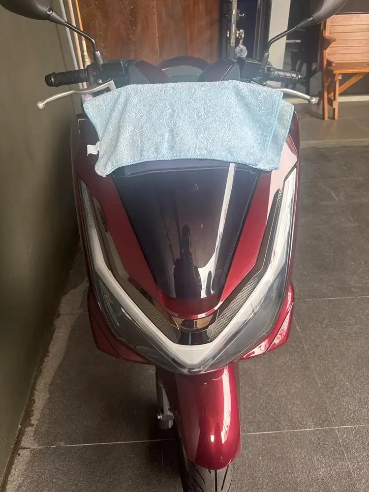 Di jual pcx abs roadsync pemakaian baru 5 bln