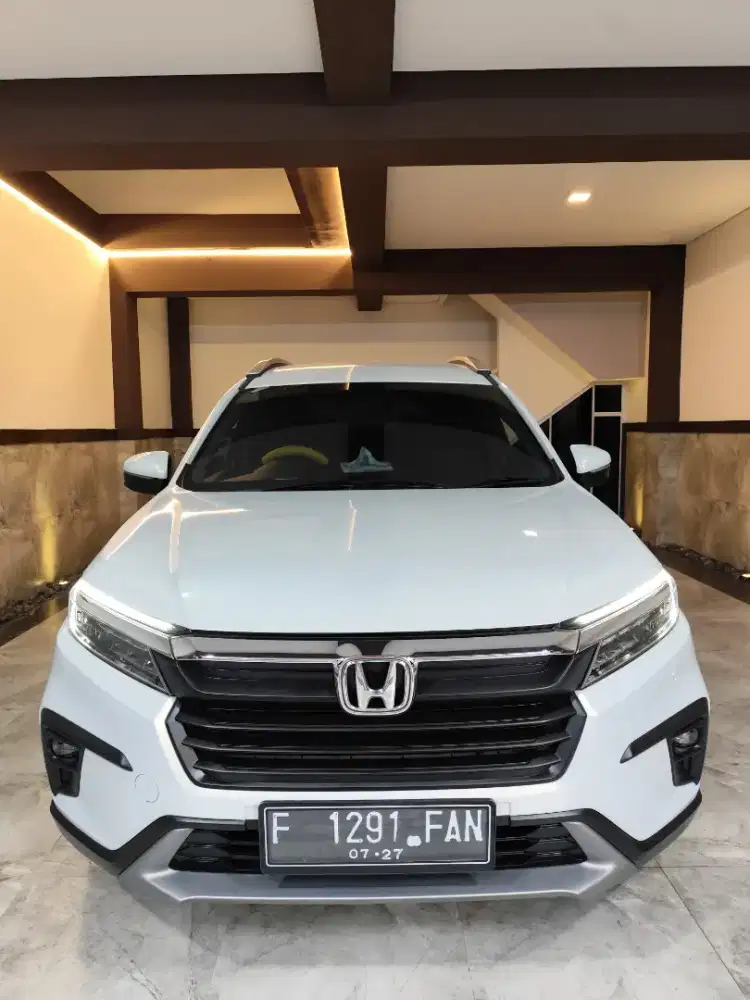 Honda BR-V BRV E 2022 Bensin Matic Putih