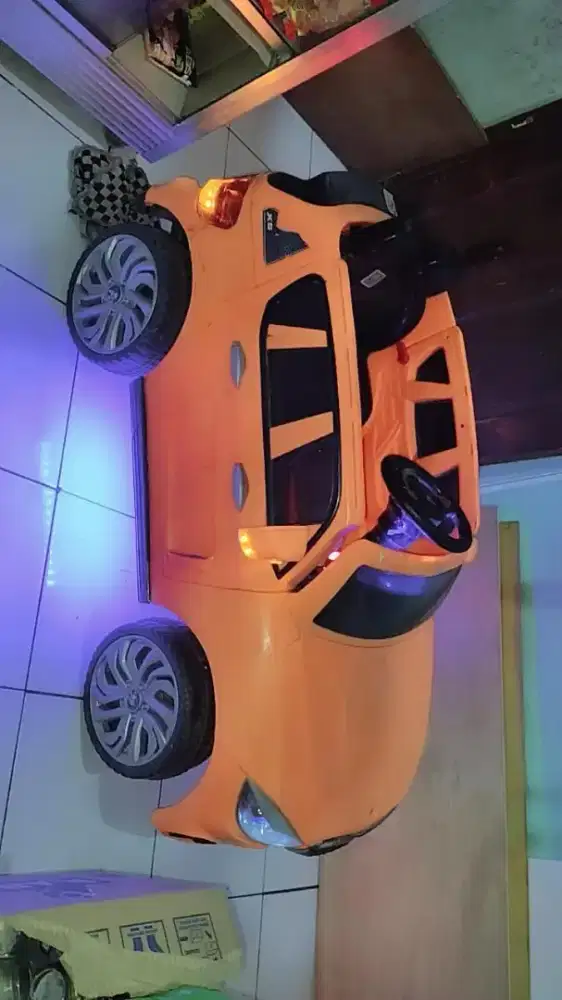 Mobilan aki anak