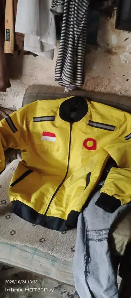Kerena tidak di pake lg jual aja jaket Maxim ORI yg pertama kluar kok8