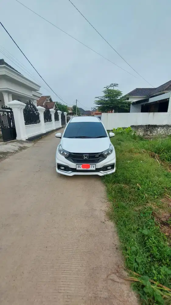DI JUAL CEPAT MOBIL PAKAIAN SENDIRI