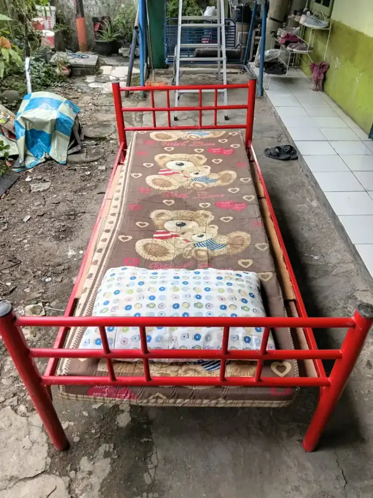 Besi Ranjang 200 cm x 100 cm