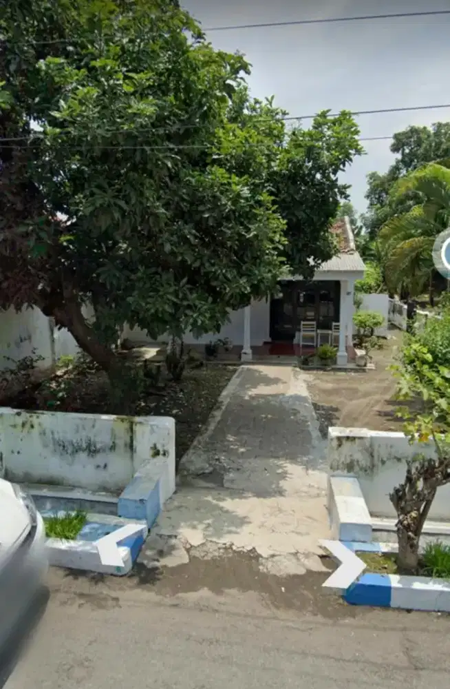 Di jual rumah dan tanah