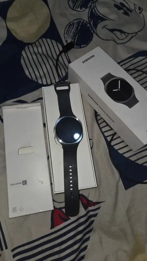 Watch 8 samsunh 40mm original Sein