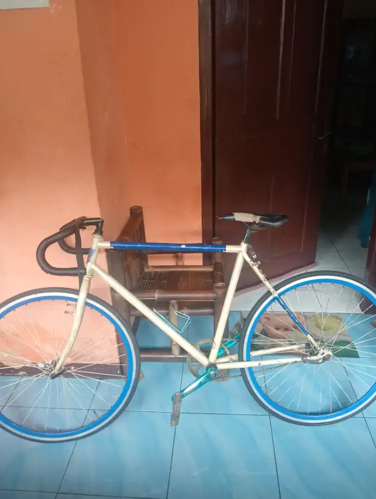 Sepedaa bekass fixie Murah meriah