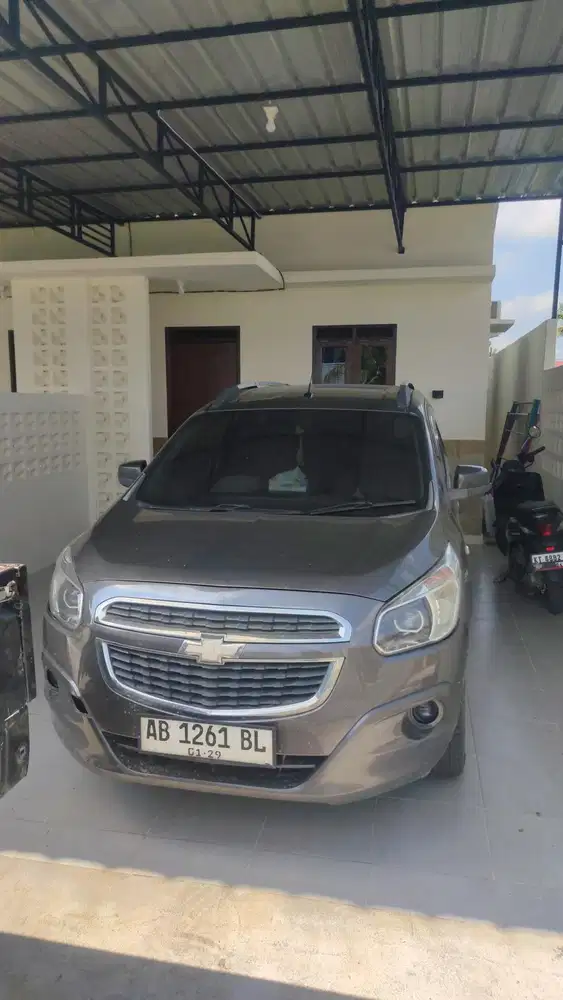 Chevrolet Spin LTZ 1.5 AT 2013