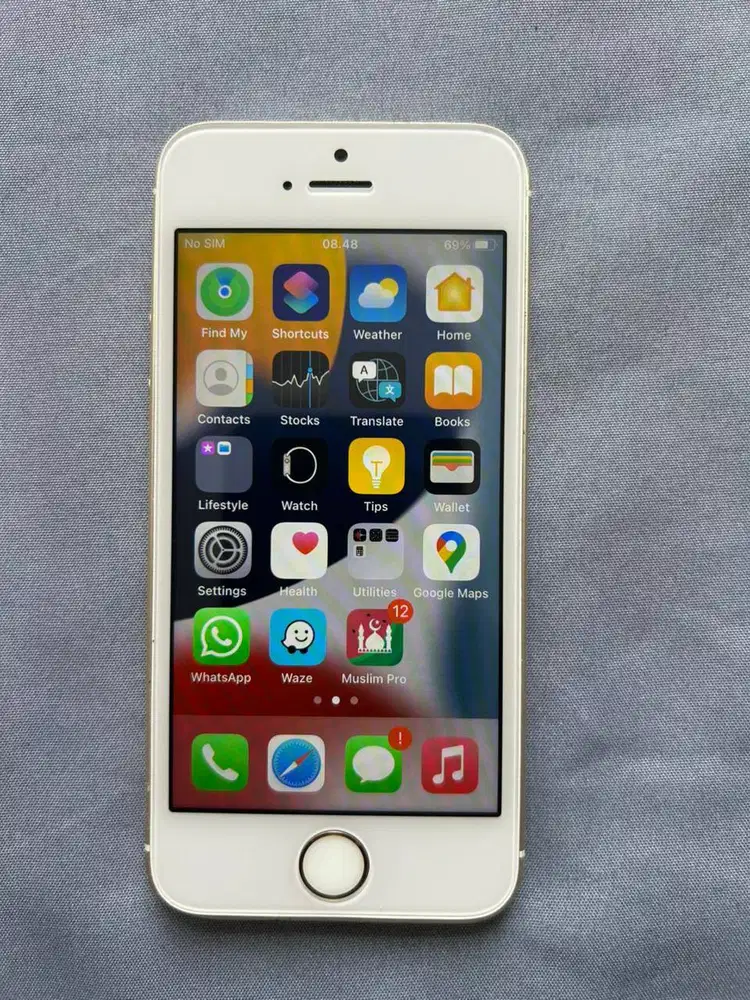 iPhone SE 16GB GEN 1 rose gold