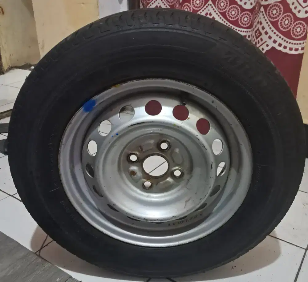 Velg Kaleng & Ban R14 185 70