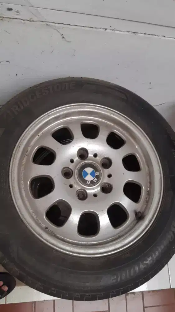 Jual Velg BMW dan Ban Mobil Bekas, Bridgestone 205/60R15 91V
