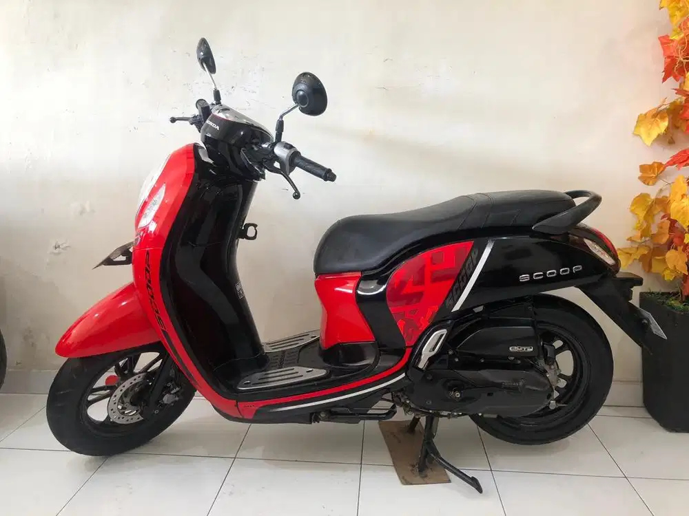Honda Scoopy Th.2021 Merah!!