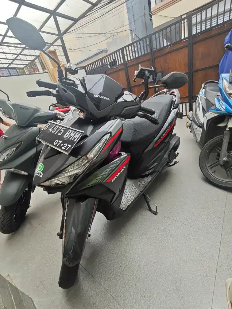 Dijual motor honda vario 125 tahun 2017